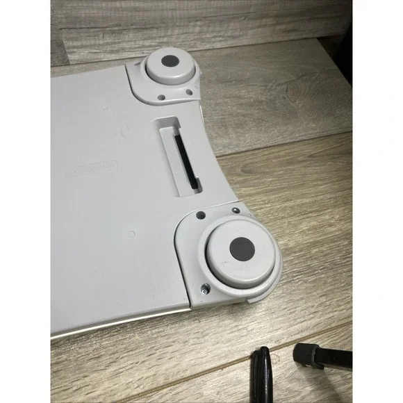 Nintendo Wii Fit Balance Board (Board Only) - Picture 7 of 12